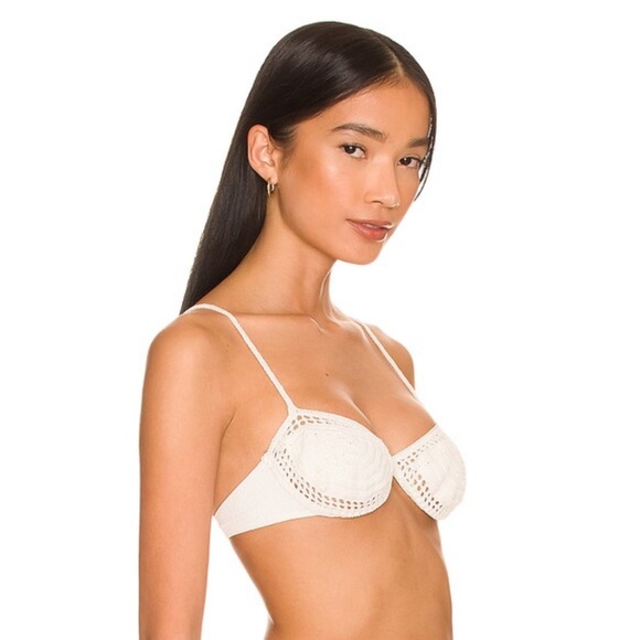 Vix Swim Vix Bnwt Crochet Helena Bikini Underwire Top White Poshmark